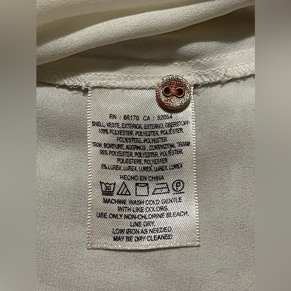 HD in Paris Anthropologie Cream Pink Sparkle Elinor Ruffle Blouse Size 6 - Picture 8 of 8